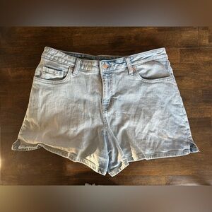 Wild Fable Light Wash Denim Shorts - 12